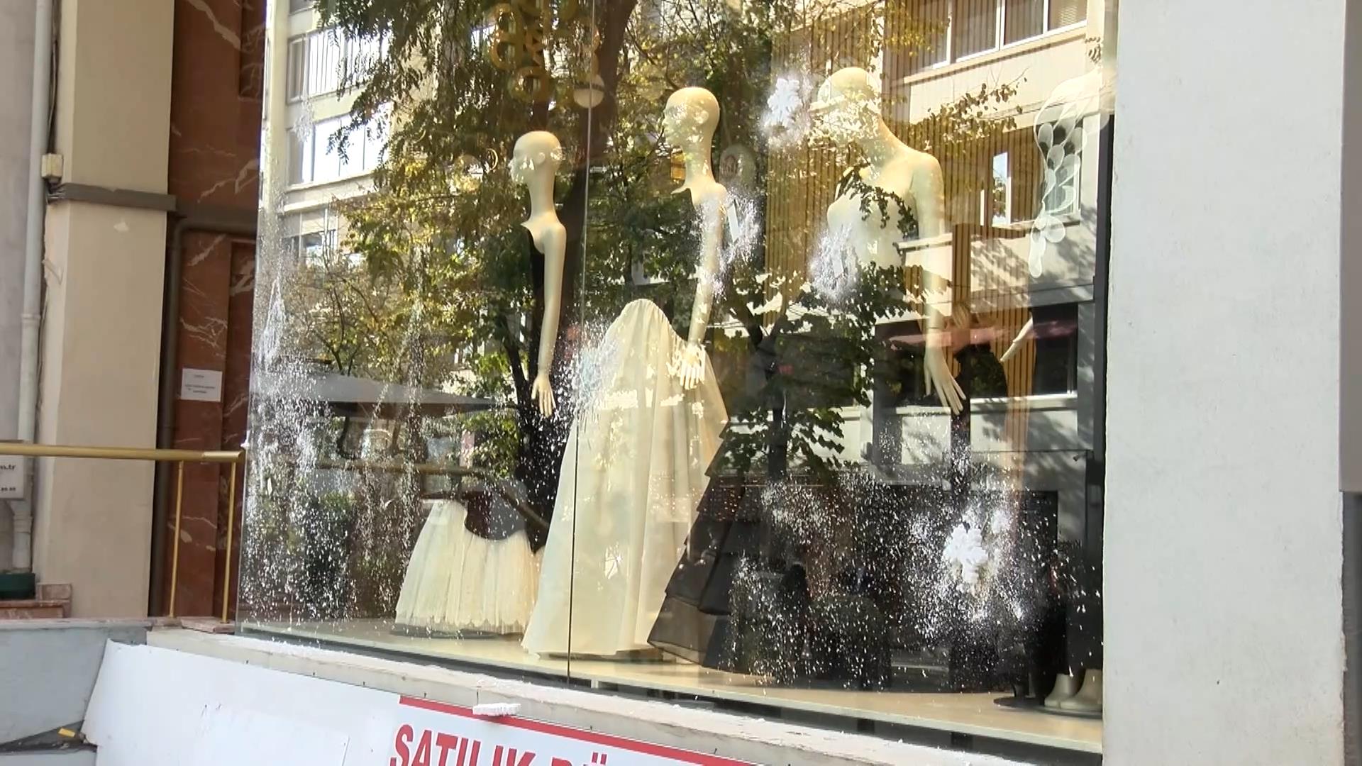 I S T A N B U L N I S A N T A S I’ N D A M A G A Z A K U R S U N L A 1047370 310798