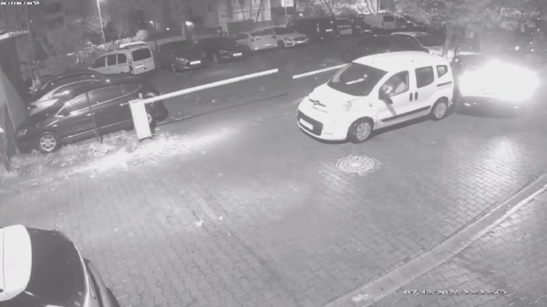 I S T A N B U L P E N D I K T E 2 K I S I Y E V E 7 A R A C A 1055564 313250