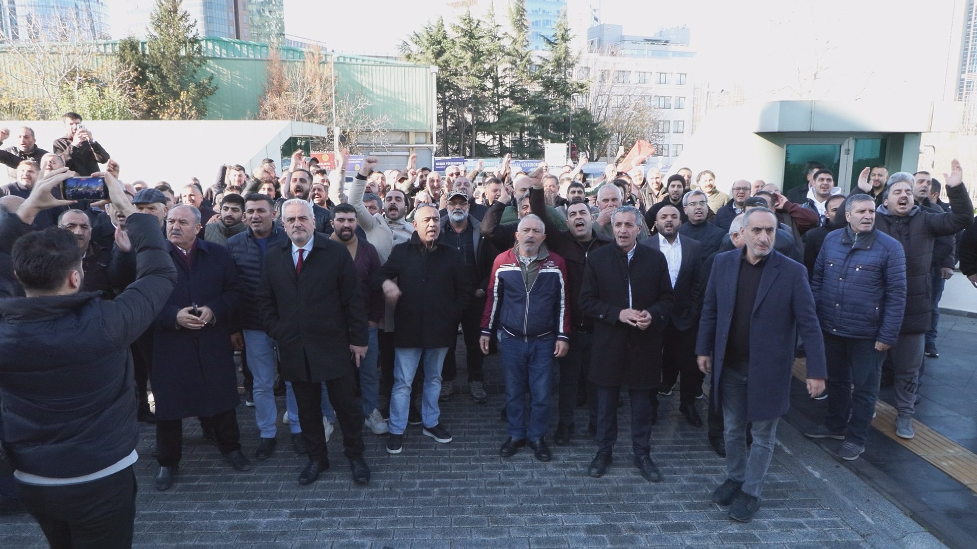 I S T A N B U L S A R I Y E R D E G U N U D E G I S T I R I L E N S 1067819 316861