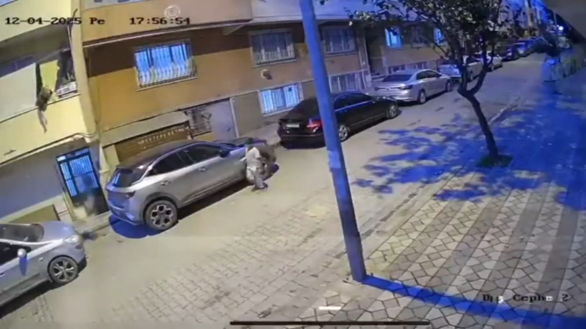 I S T A N B U L S U L T A N G A Z I’ D E B I R C O C U K P A R K H 1051877 312126