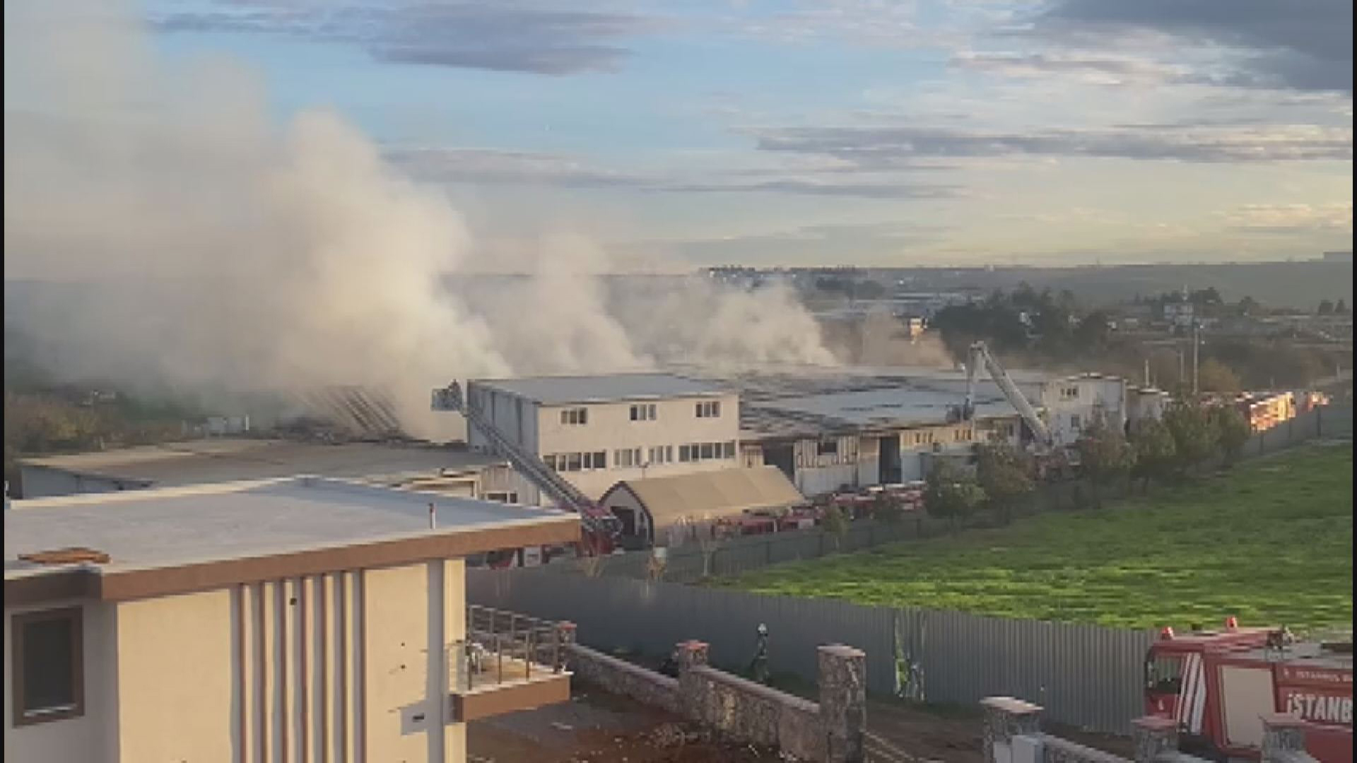 I S T A N B U L T U Z L A D A F A B R I K A Y A N G I N I 2 1050174 311647