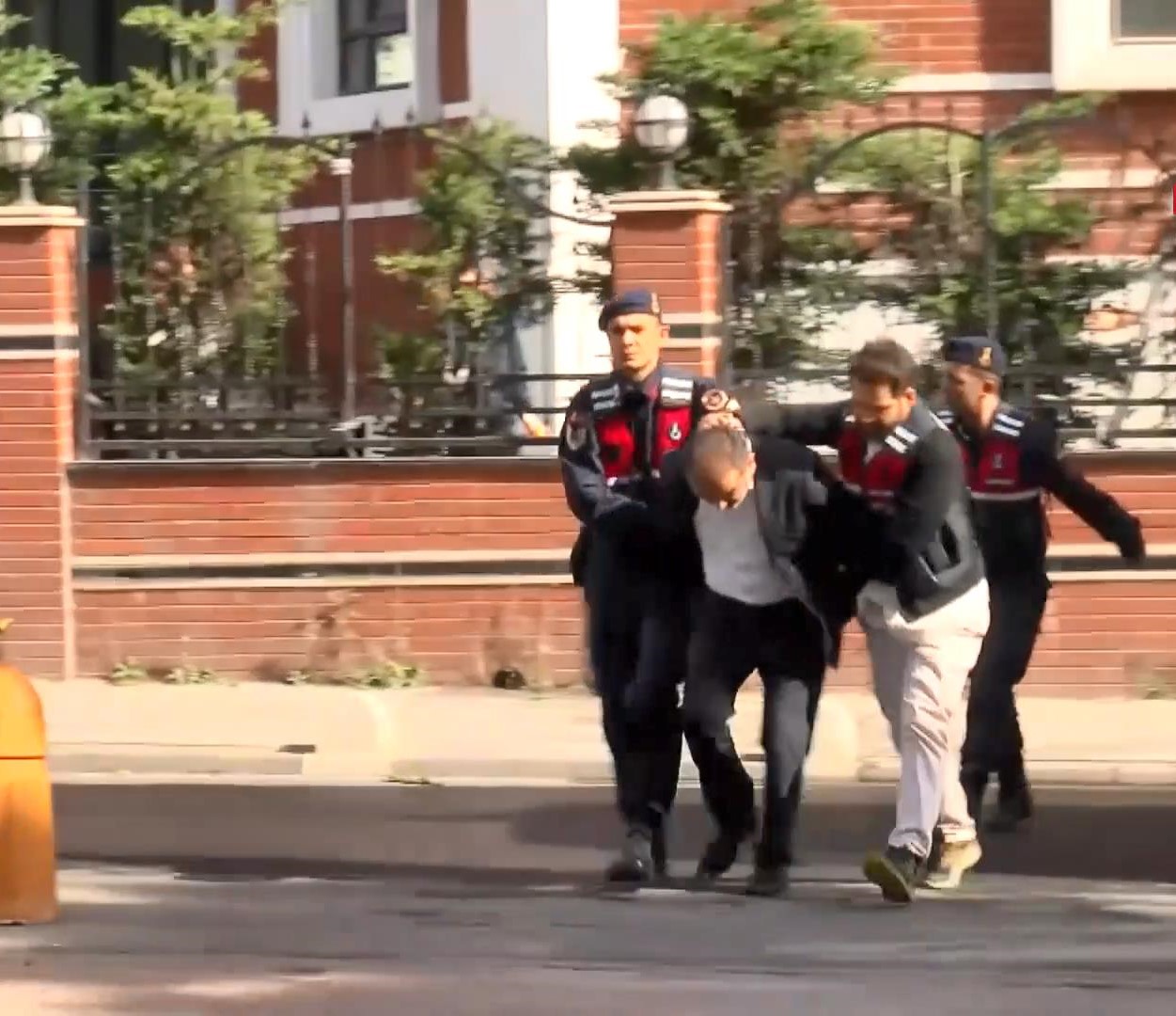 I S T A N B U L Y E N I D O G A N C E T E S I D A V A S I N D A 1076205 319302