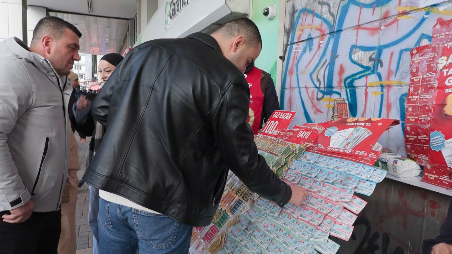 I S T A N B U L Y I L B A S I O N C E S I K A D I K O Y’ D E K I M 1081973 321121