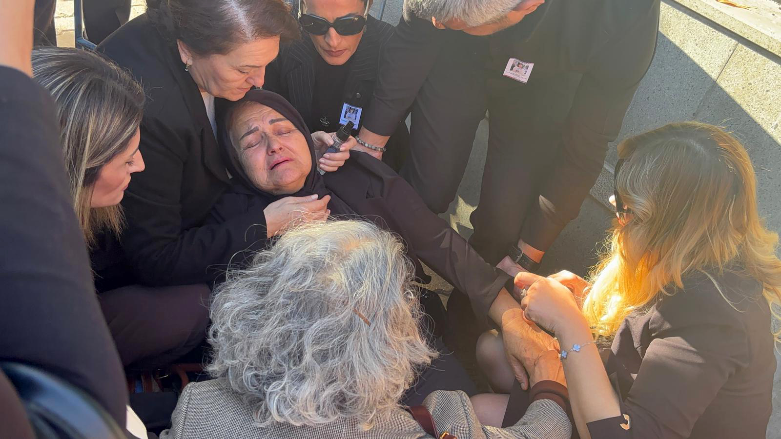 K A D I N C I N A Y E T I D A V A S I N D A S A N I G A I Y I H A L 1067416 316745