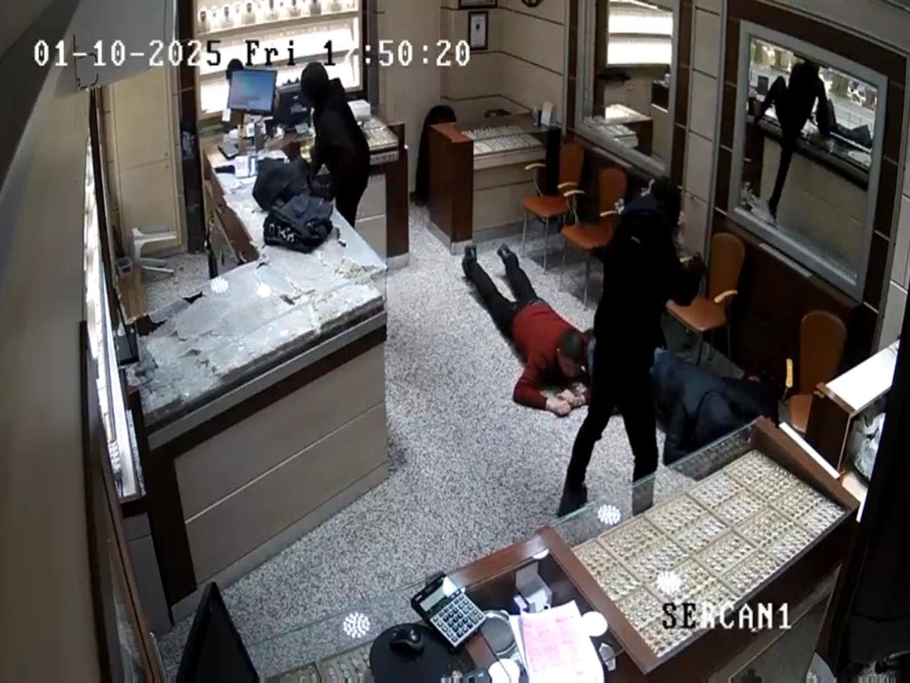 K U Y U M C U S O Y G U N U F A I L L E R I N E H A P I S C E Z A S I 1075557 319107