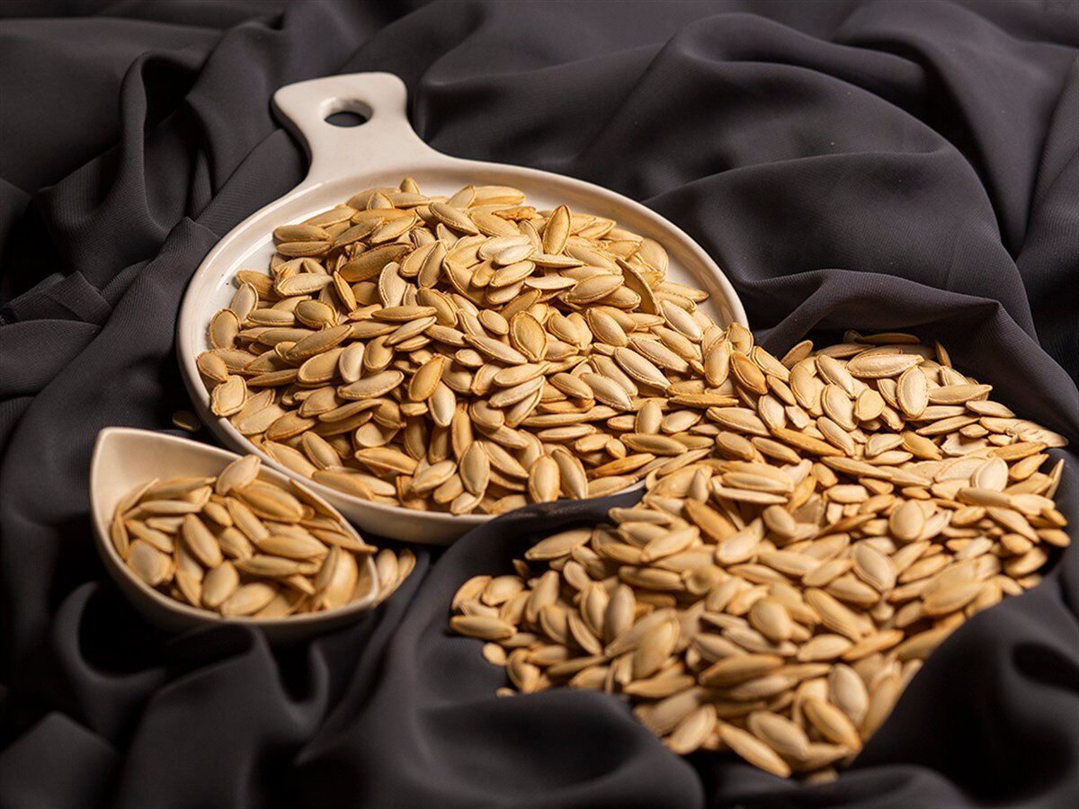 Kabak Cekirdegi Sivri Tuzsuz 142 6C