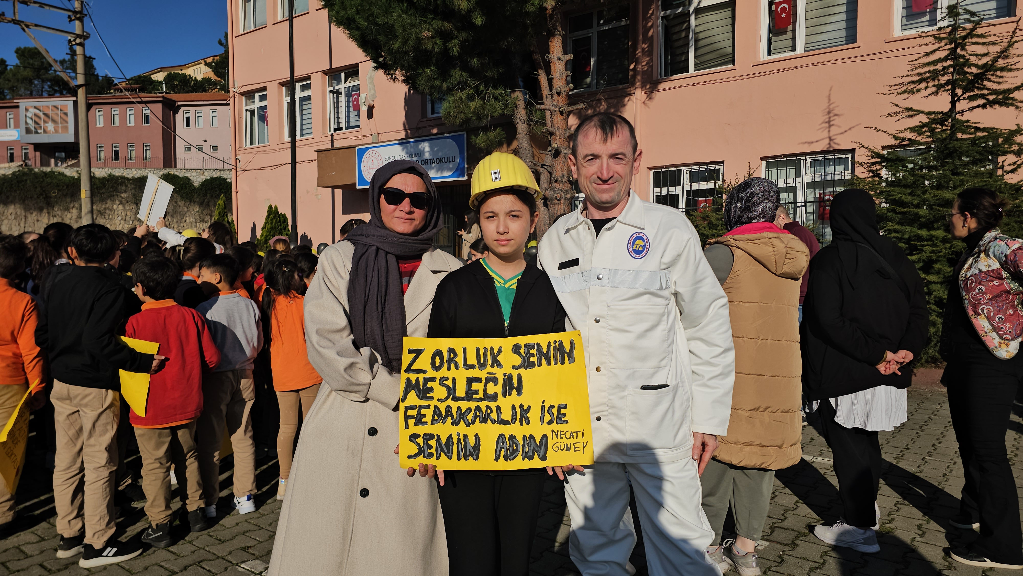 M A D E N C I L E R O K U L D A C O C U K L A R I N I Z I Y A R E T E 1047100 310727