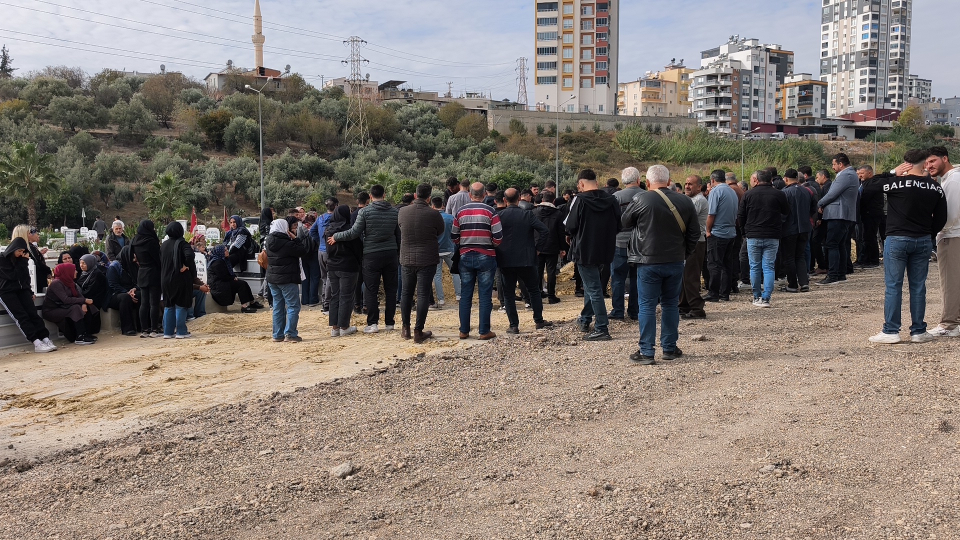 M E R S I N D E K O M S U S U T A R A F I N D A N O L D U R U L E N 1047365 310793