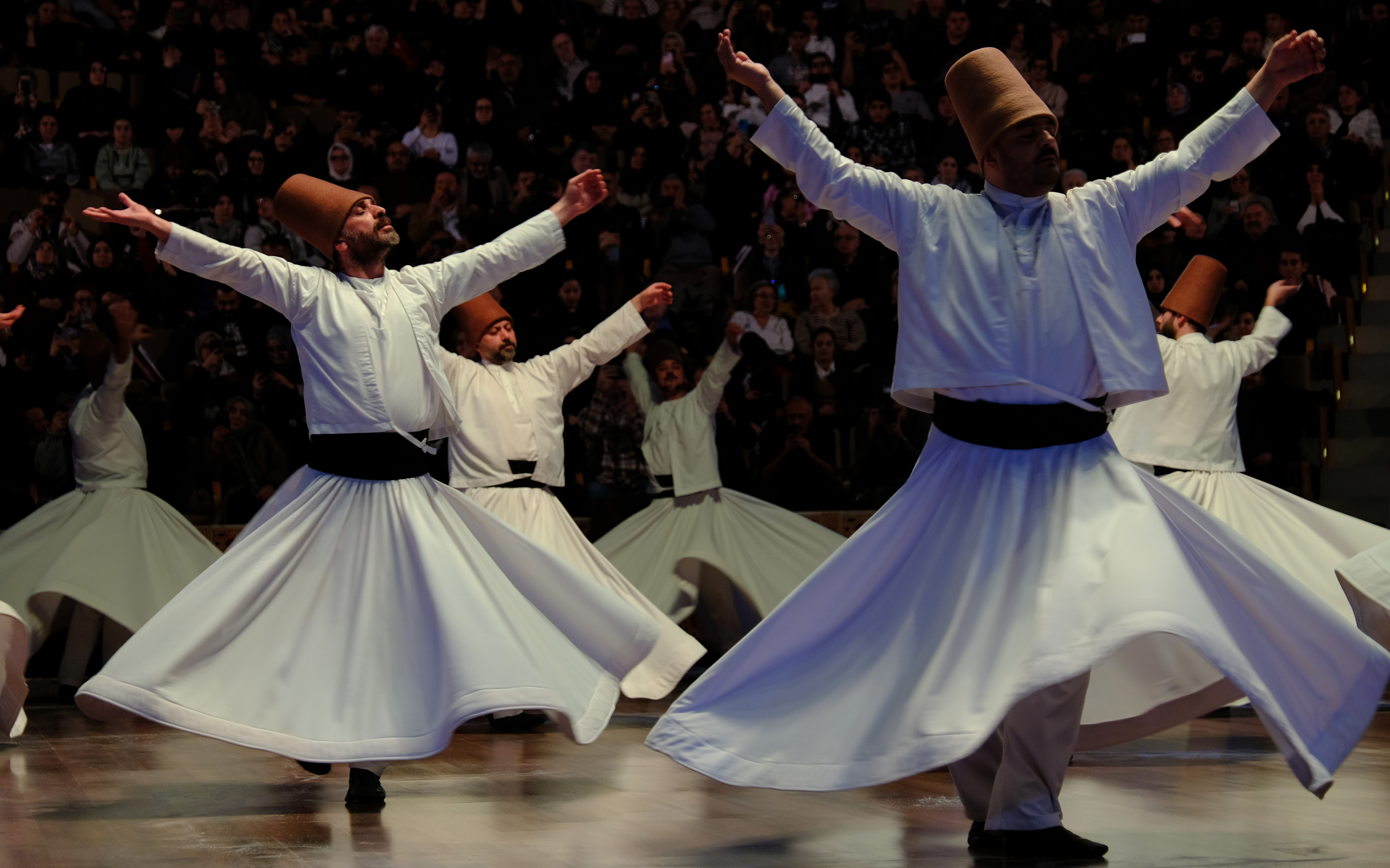 M E V L A N A S E B I A R U S T O R E N I Y L E A N I L D I 1068161 316862