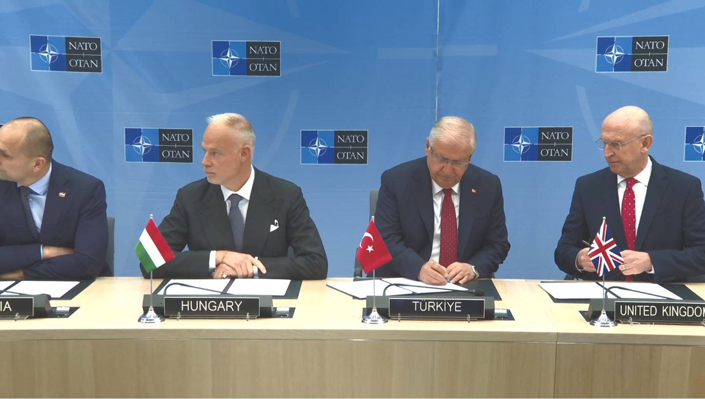 M S B T S K Y A R D I M E L I U Z A T I L M A S I G E R E K E N 1090208 323613