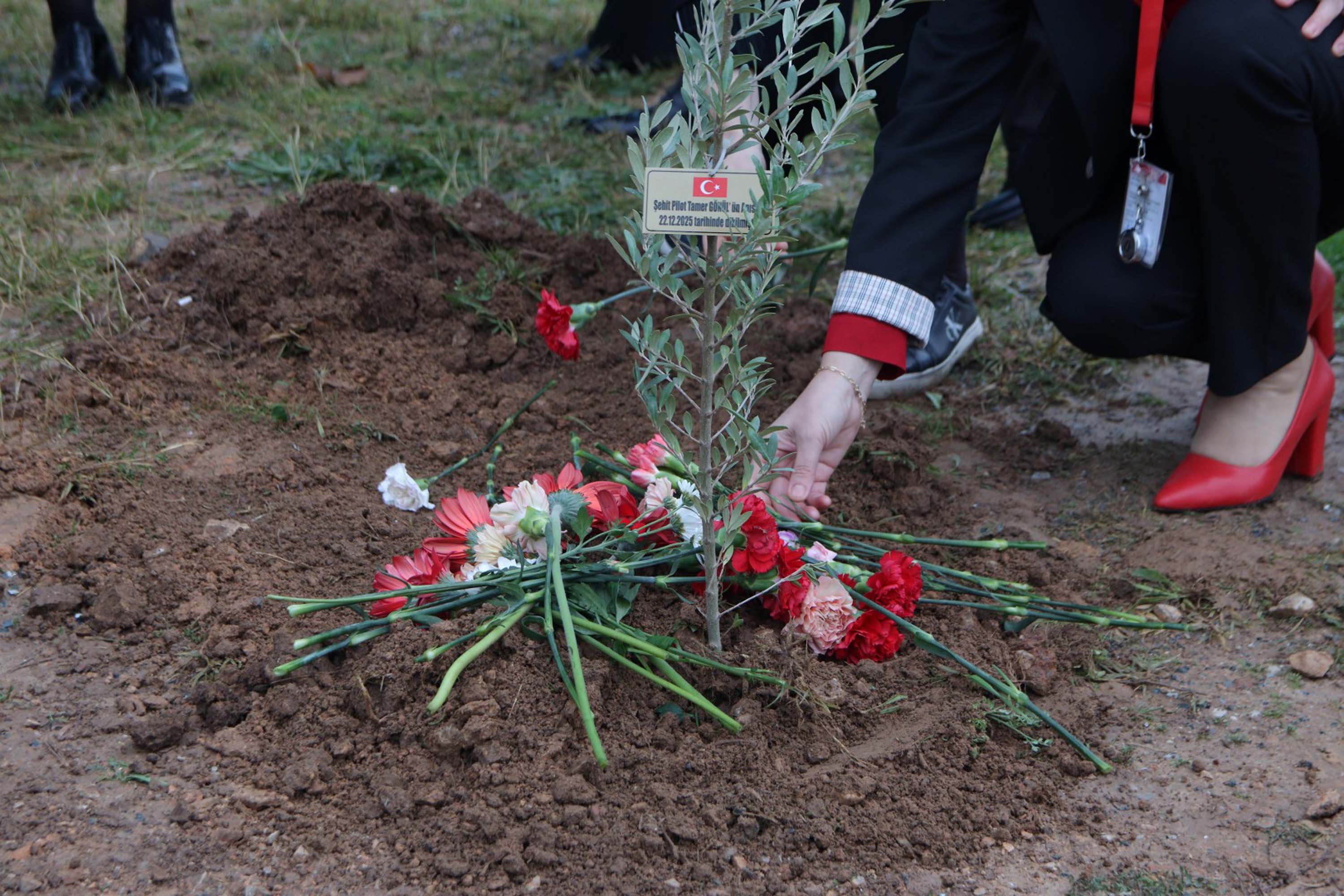 M U G L A D A H E L I K O P T E R K A Z A S I N D A H A Y A T I N I K 1074570 318863