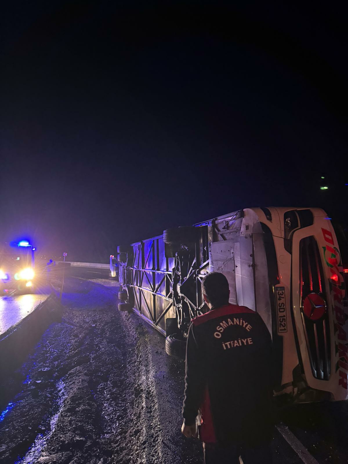 O S M A N I Y E’ D E Y O L C U O T O B U S U D E V R I L D I 3 Y A 1052697 312340