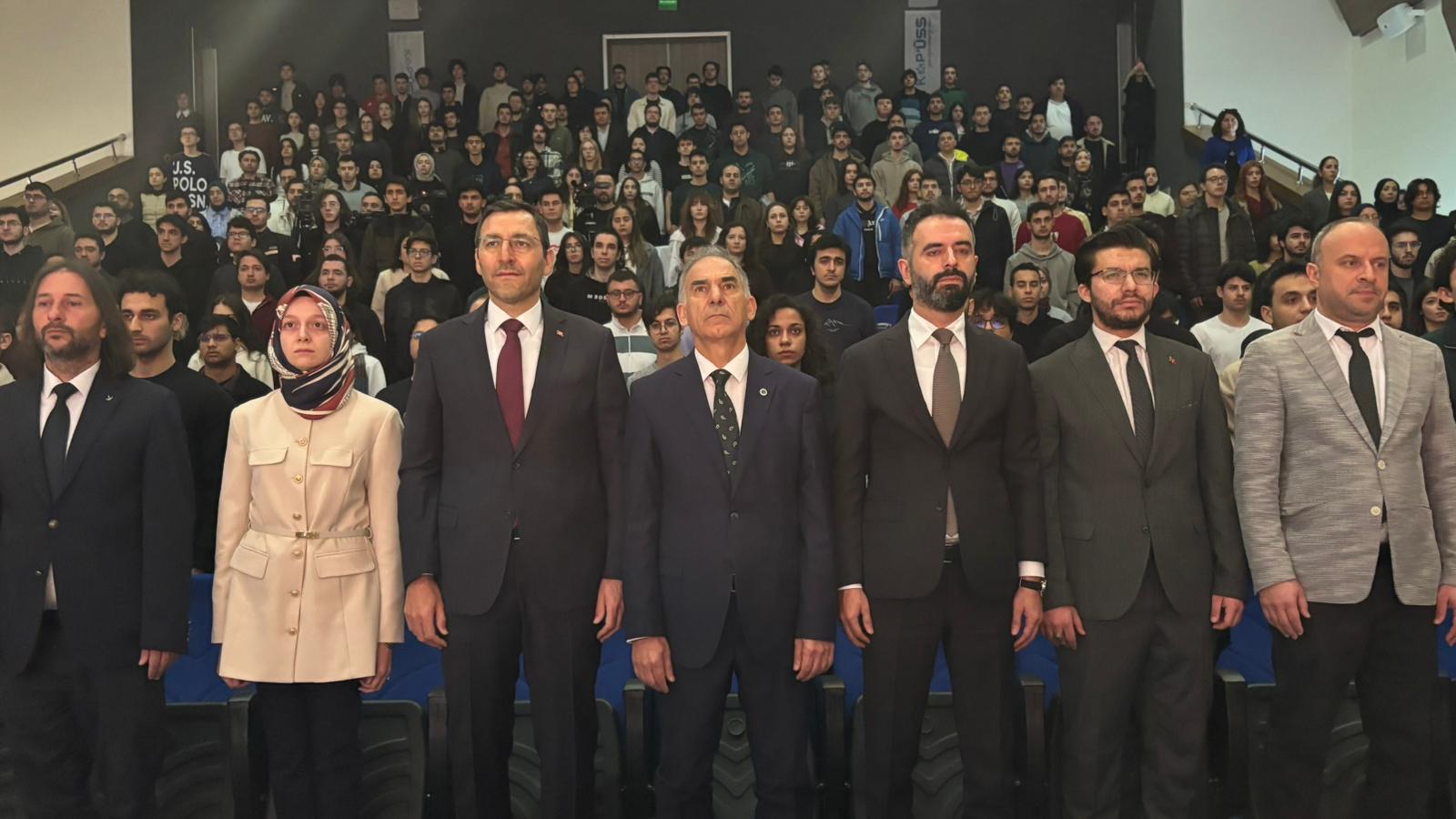 R O K E T S A N G E N E L M U D U R U I K I N C I G O K B O R A F U 1047398 310803