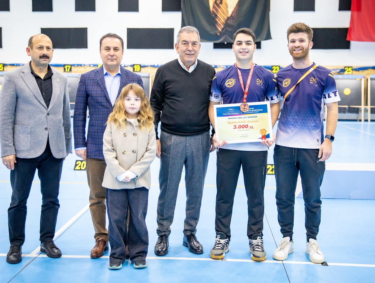 S A L O N O K C U L U K T U R K I Y E S A M P I Y O N A S I S A M S U N 1052623 312323