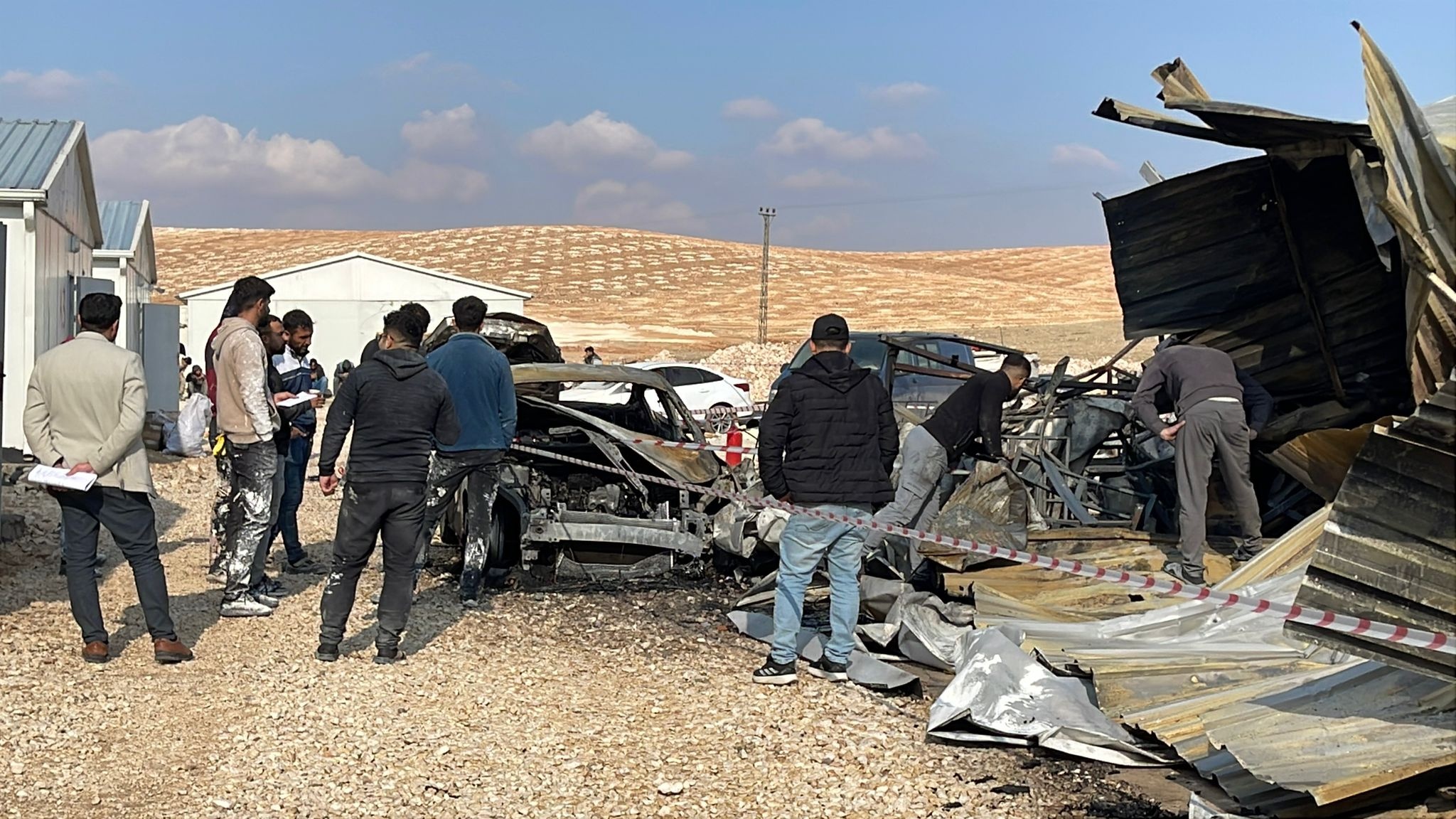 S A N T I Y E A L A N I N D A 1 K O N T E Y N E R I L E 4 A R A C 1074760 318903