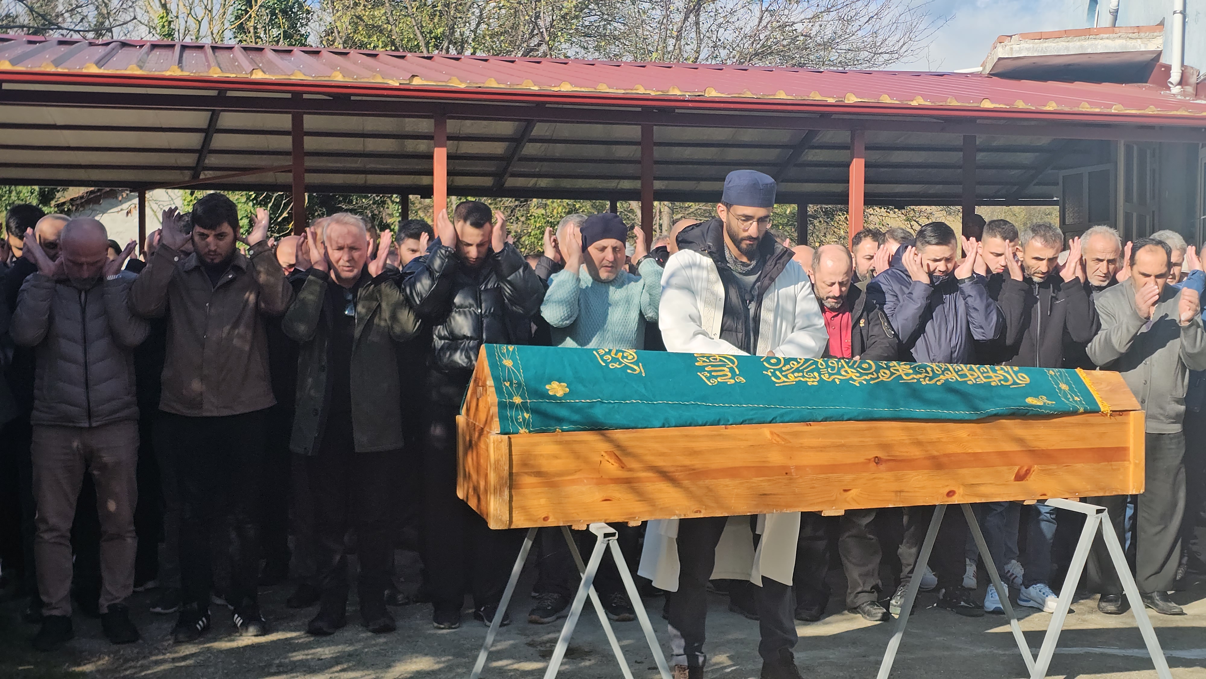 S A R P E Y M E N’ I N O L U M U N E N E D E N O L A N S U D A G I 1044028 309824