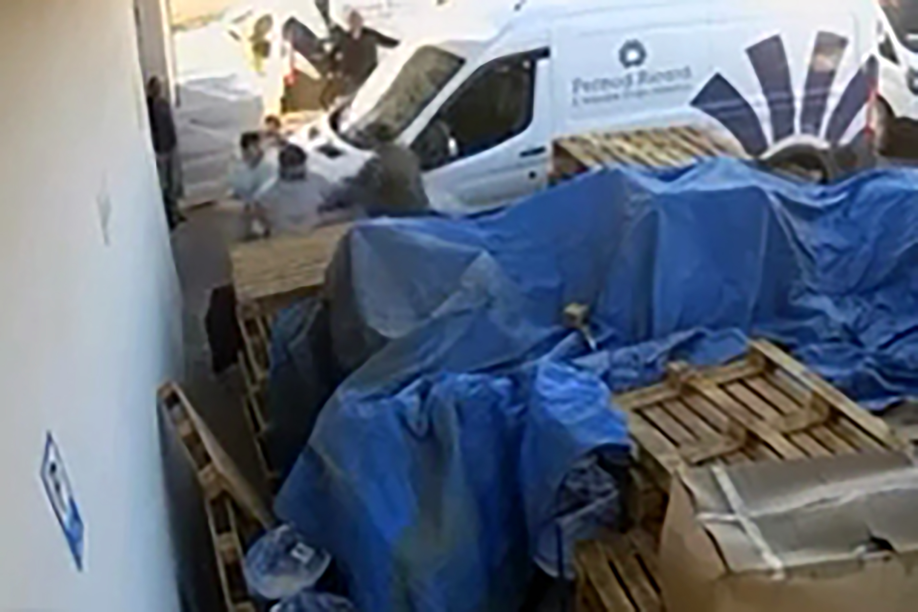 S E V G I L I S I N I N E S K I E R K E K A R K A D A S I N I O L D U R 1064849 315964