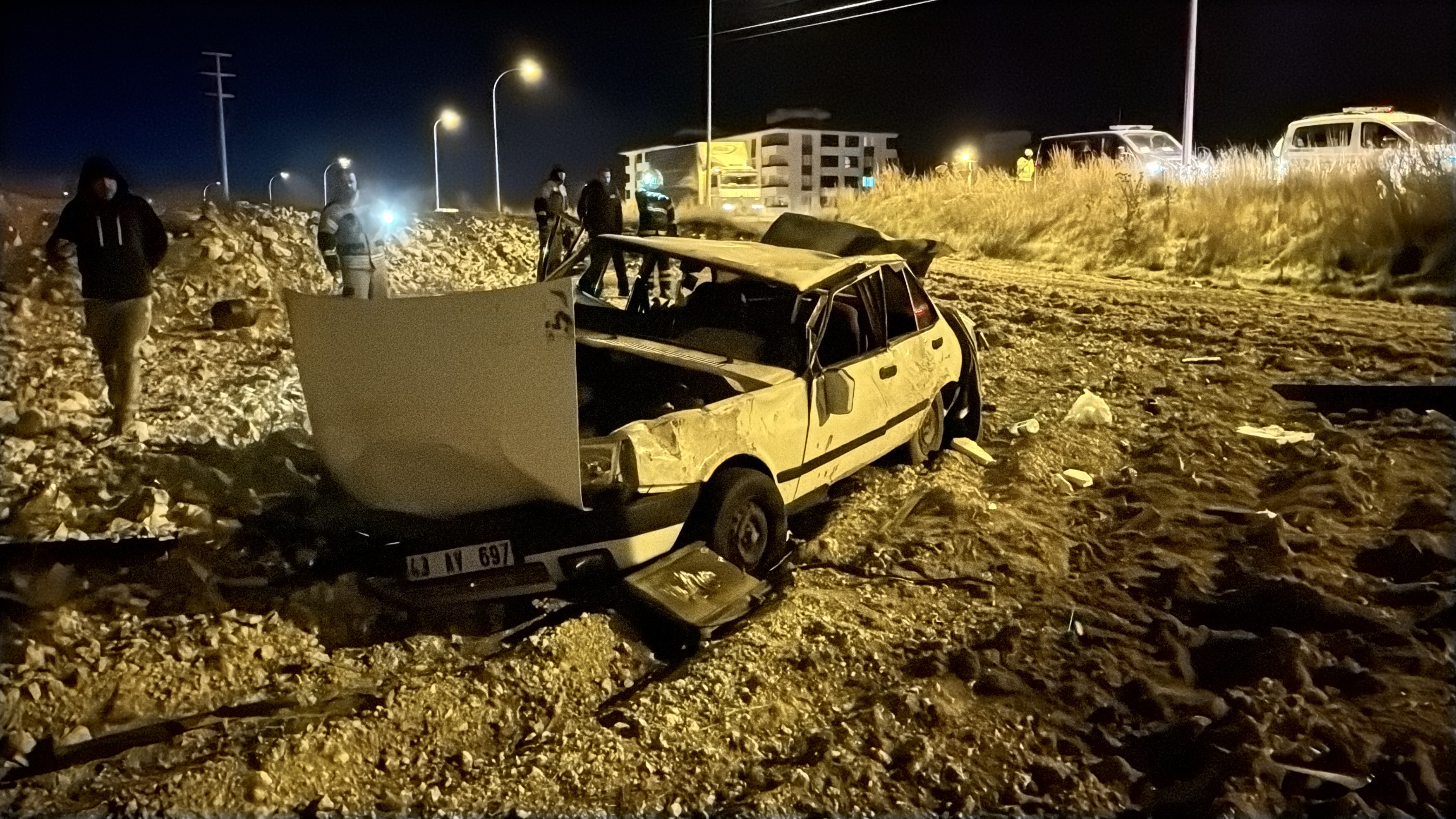 T A K L A A T A N O T O M O B I L T A R L A Y A U C T U 1 Y A R A 1068312 317014