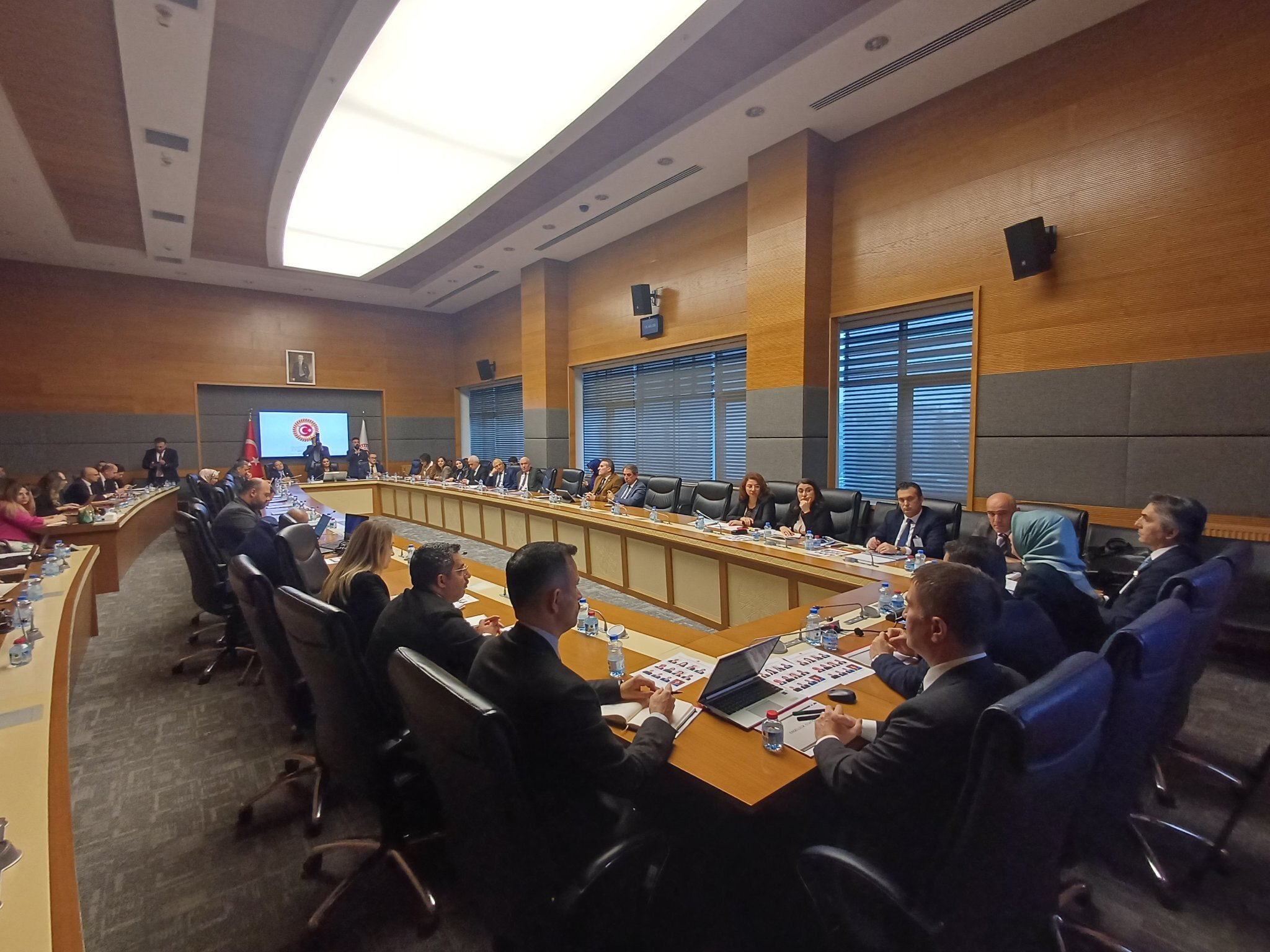 T B M M E N G E L L I B I R E Y L E R I N S O R U N L A R I N I A R A S 1055481 313232