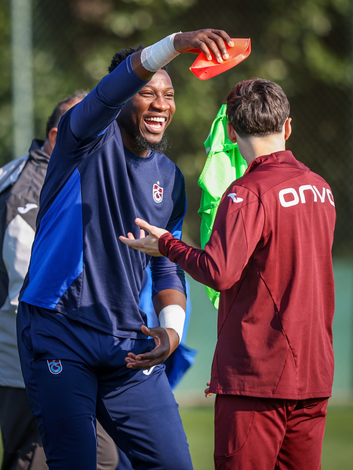 T R A B Z O N S P O R 7 E K S I K L E I Z M I R’ E G I T T I 1051052 311908