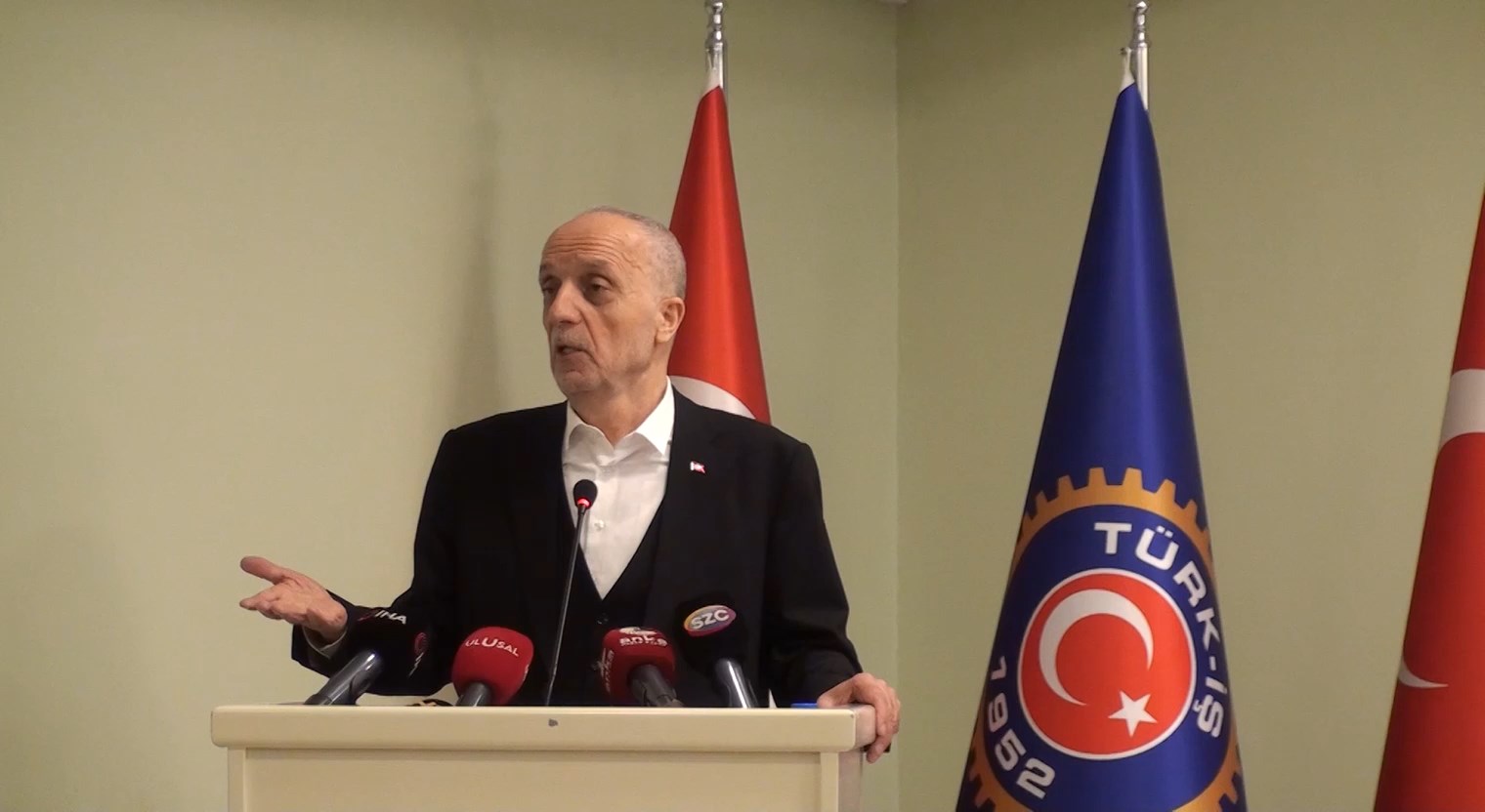 T U R K I S B A S K A N I A T A L A Y T O P L A N T I Y A K A T I L 1068987 317200