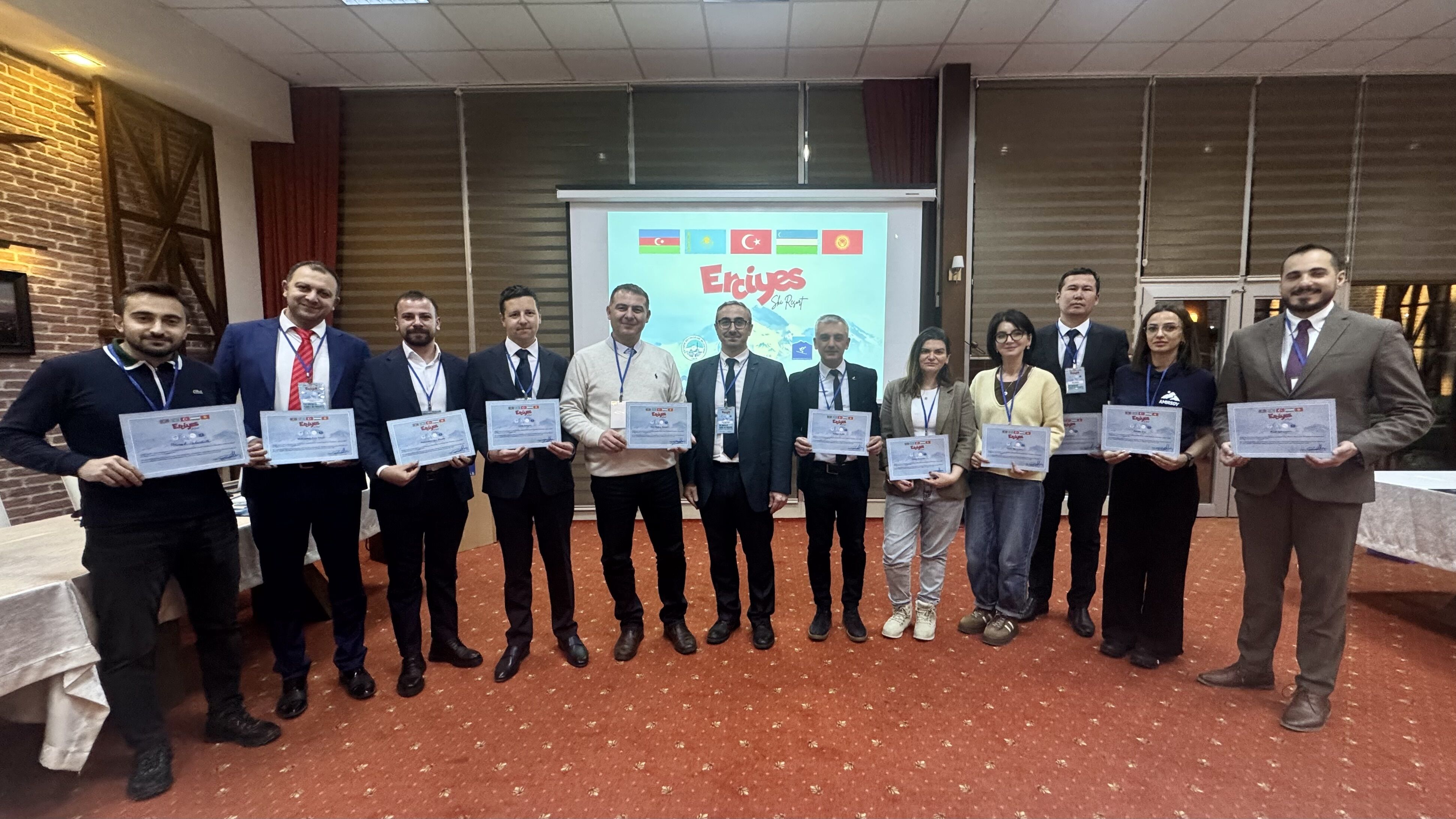 T U R K K A Y A K M E R K E Z L E R I B I R L I G I’ N I N T O P L A N 1077910 319878