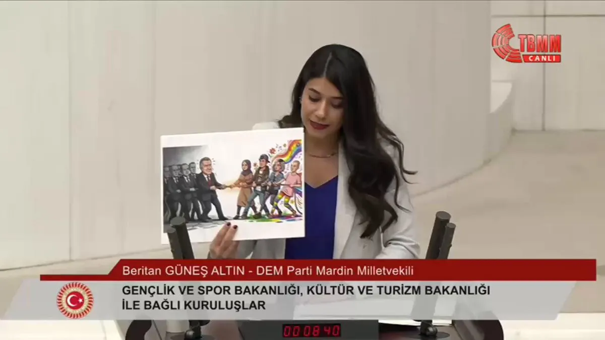 TBMM’de LGBT karikatürü gerginliği