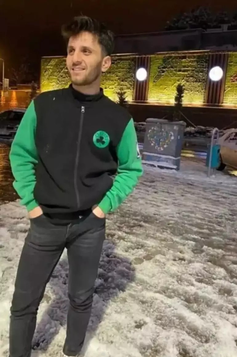 U N I V E R S I T E L I H A K A N I O L D U R E N S E V G I L I S I N E 1066461 316468