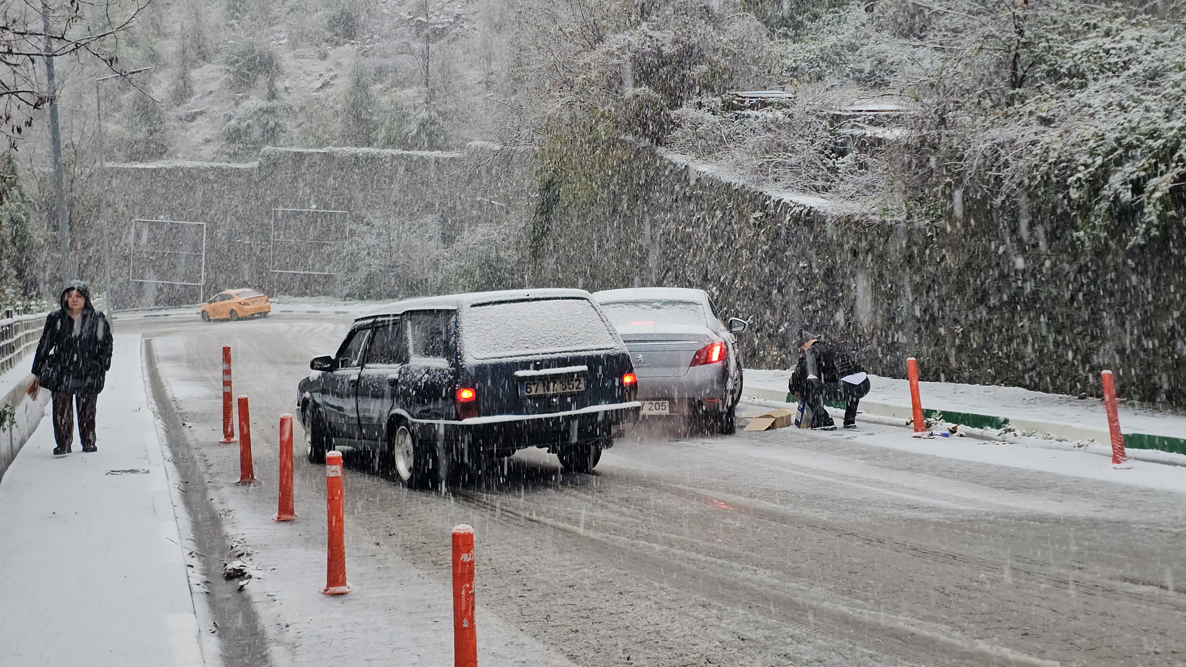 Z O N G U L D A K T A K A R Y A G I S I H A S T A N E Y O L U N D A 1089548 323423