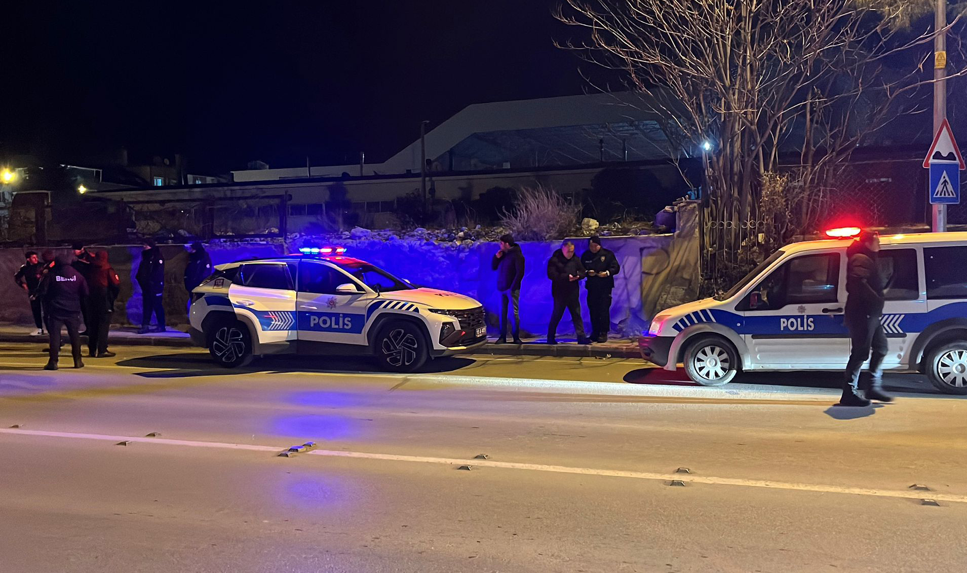 17 Y A S I N D A K I C O C U K A K R A N I N I B I C A K L A Y A R 1125231 333906