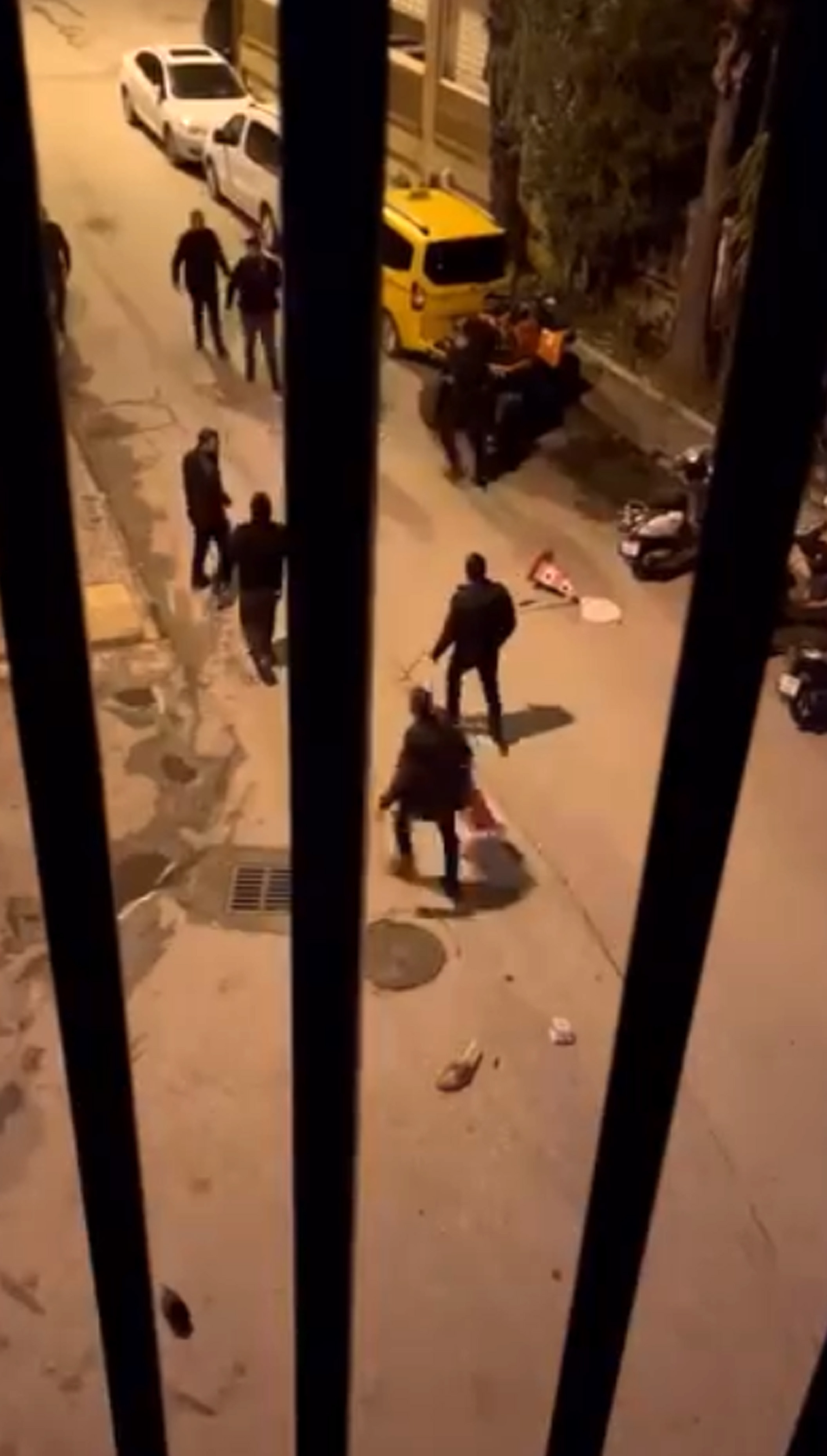 A L A N Y A D A B I C A K L I V E Z I N C I R L I K A V G A K A M E 1135620 337128