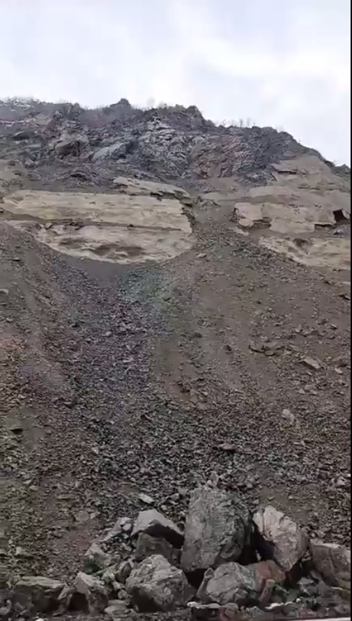 A R T V I N S A V S A T K A R A Y O L U N D A H E Y E L A N 1135356 337048