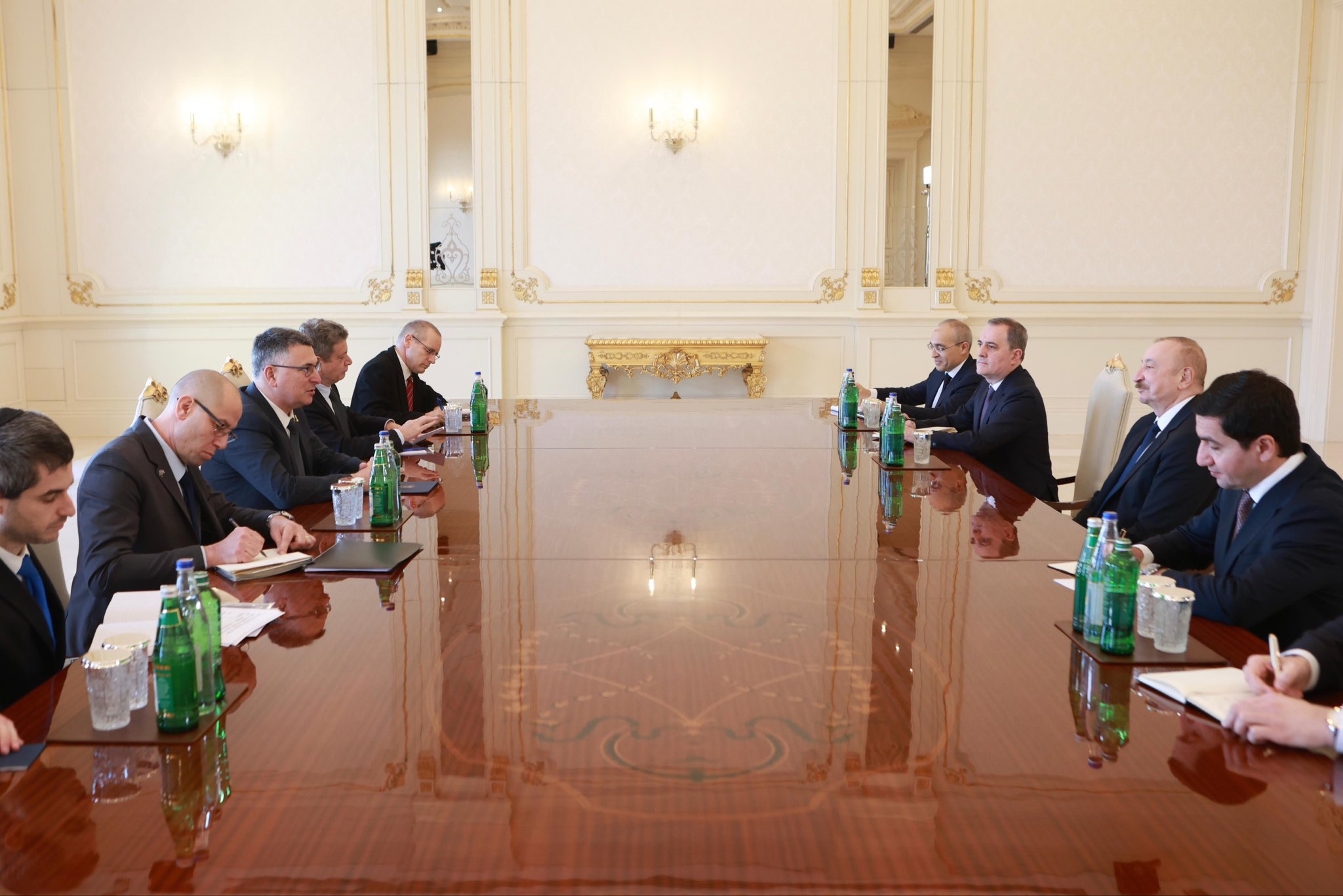 A Z E R B A Y C A N C U M H U R B A S K A N I A L I Y E V I S R A I L 1135366 337049