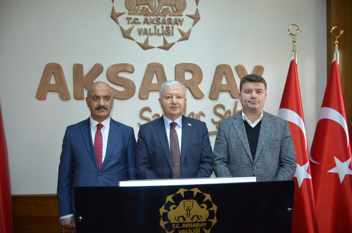 Aksaray Valisi Duru Goreve Basladi 1119576 332275 (1)