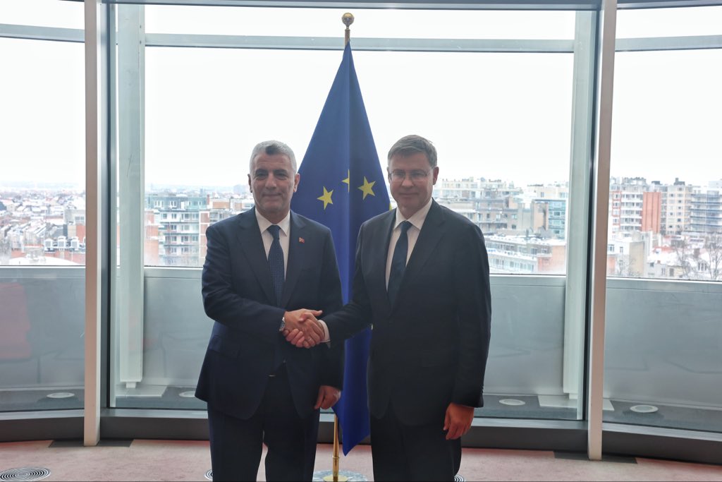 B A K A N B O L A T A B E K O N O M I V E V E R I M L I L I K T E N 1103058 327465