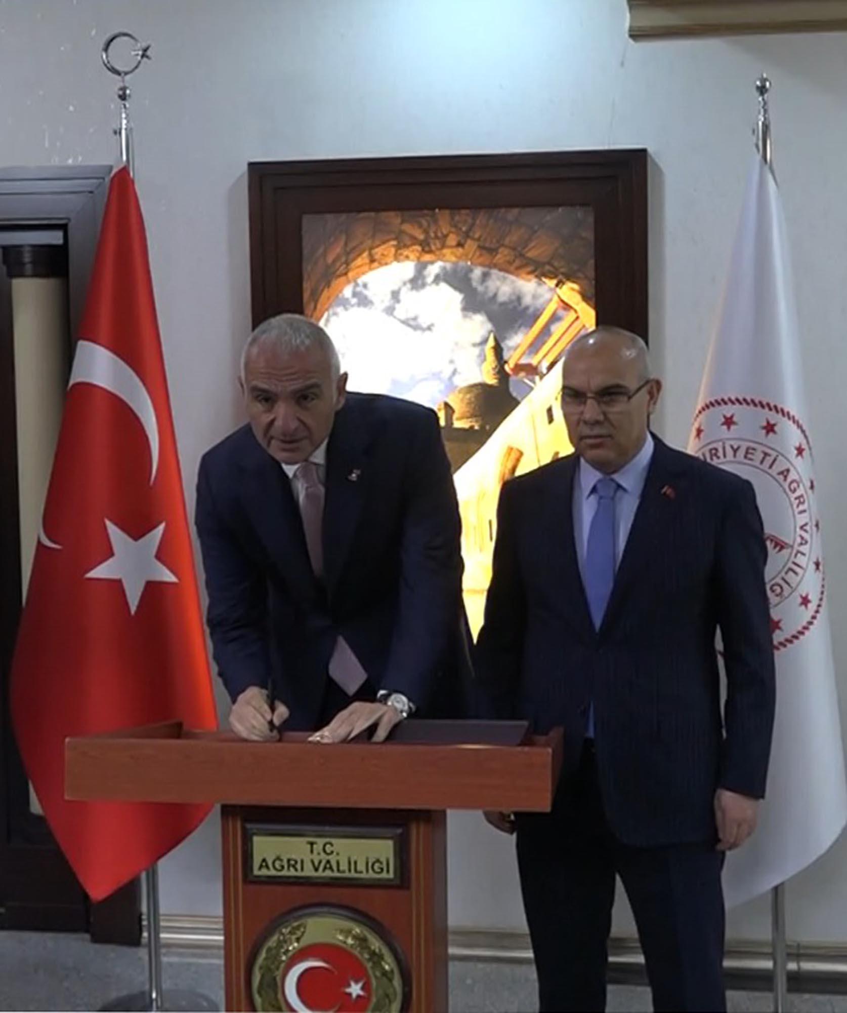 B A K A N E R S O Y T U R I Z M G E L I R I N I N 5 K A T I Y U K 1116603 331524