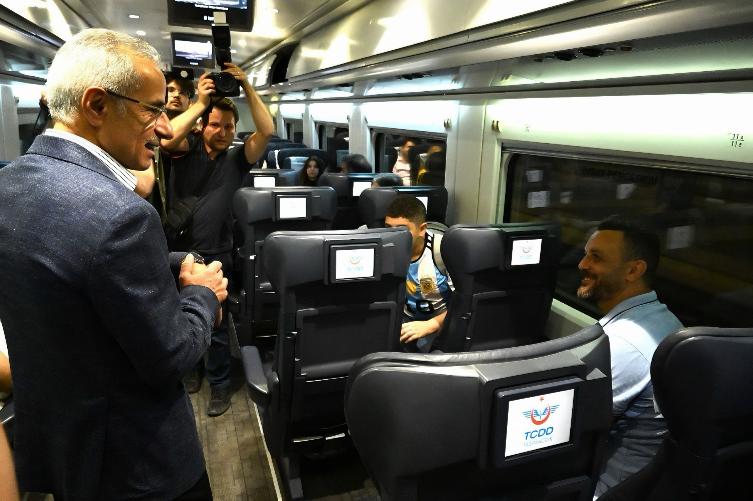 B A K A N U R A L O G L U A R A T A T I L D E T R E N L E R D E 24 1114596 330886