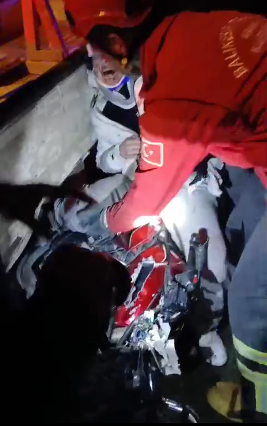 B A L I K E S I R’ D E K A M Y O N E T I L E M O T O S I K L E T C A R 1117526 331814-1