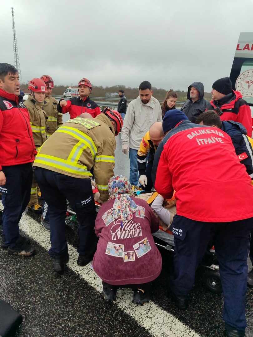 B A L I K E S I R D E Z I N C I R L E M E K A Z A 1 O L U 10 Y 1110169 329540