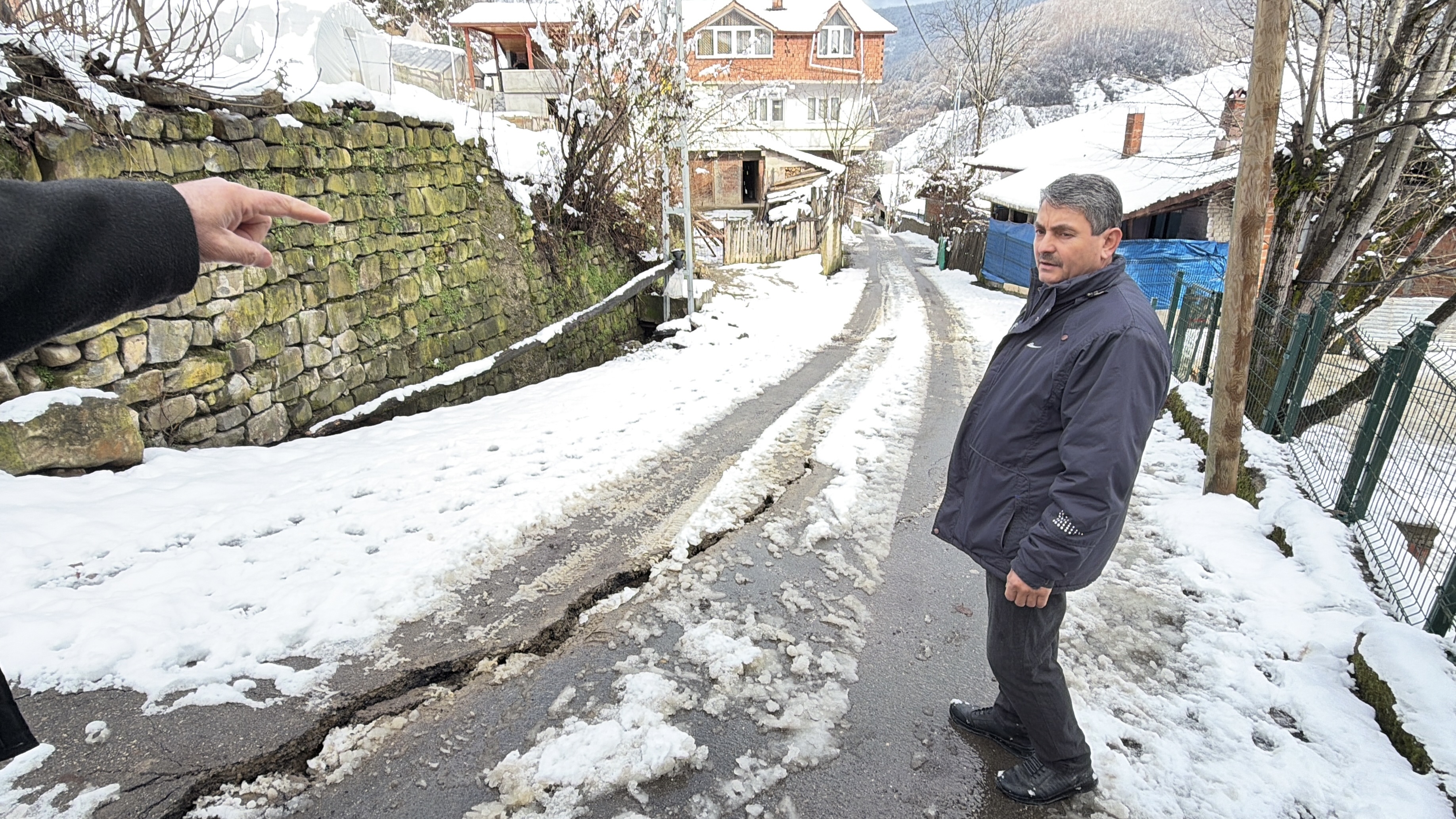 B A R T I N I N H E Y E L A N 16 E V I N D U V A R L A R I N D A 1114158 330757