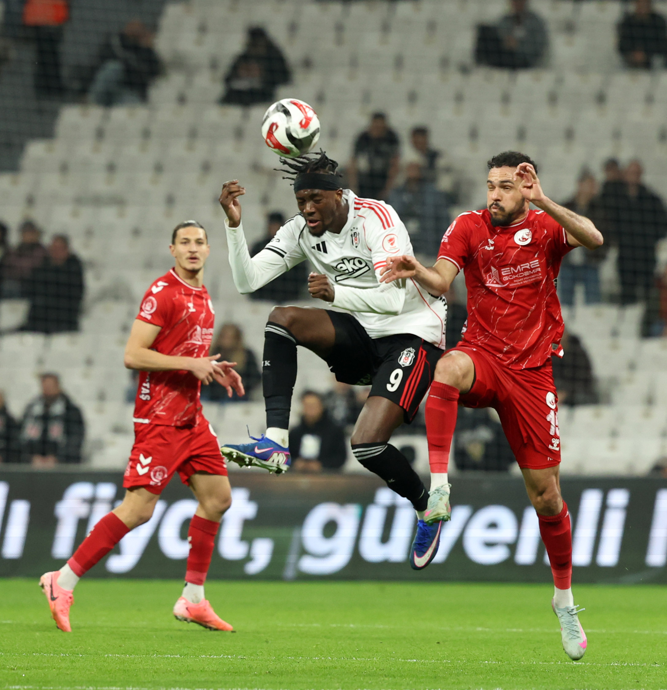 B E S I K T A S A N K A R A K E C I O R E N G U C U 3 1117465 331790