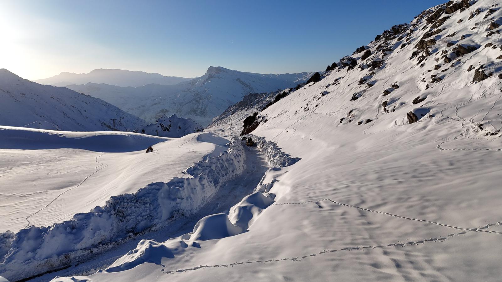 B E Y A Z A B U R U N E N B E Y T U S S E B A P D R O N I L E G O R 1134643 336839