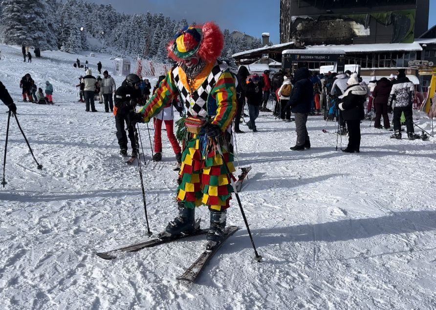 ‘ B E Y A Z C E N N E T’ T E P A L Y A C O H E M K A Y D I H E M E 1099790 326475