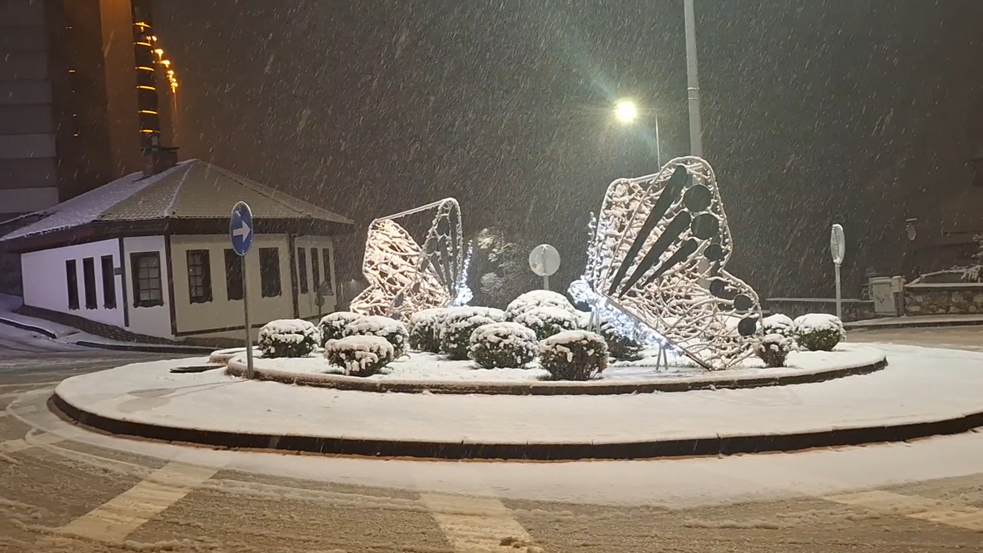 B U R S A’ D A E T K I L I O L A N K A R Y A G I S I K E N T M E 1112285 330168