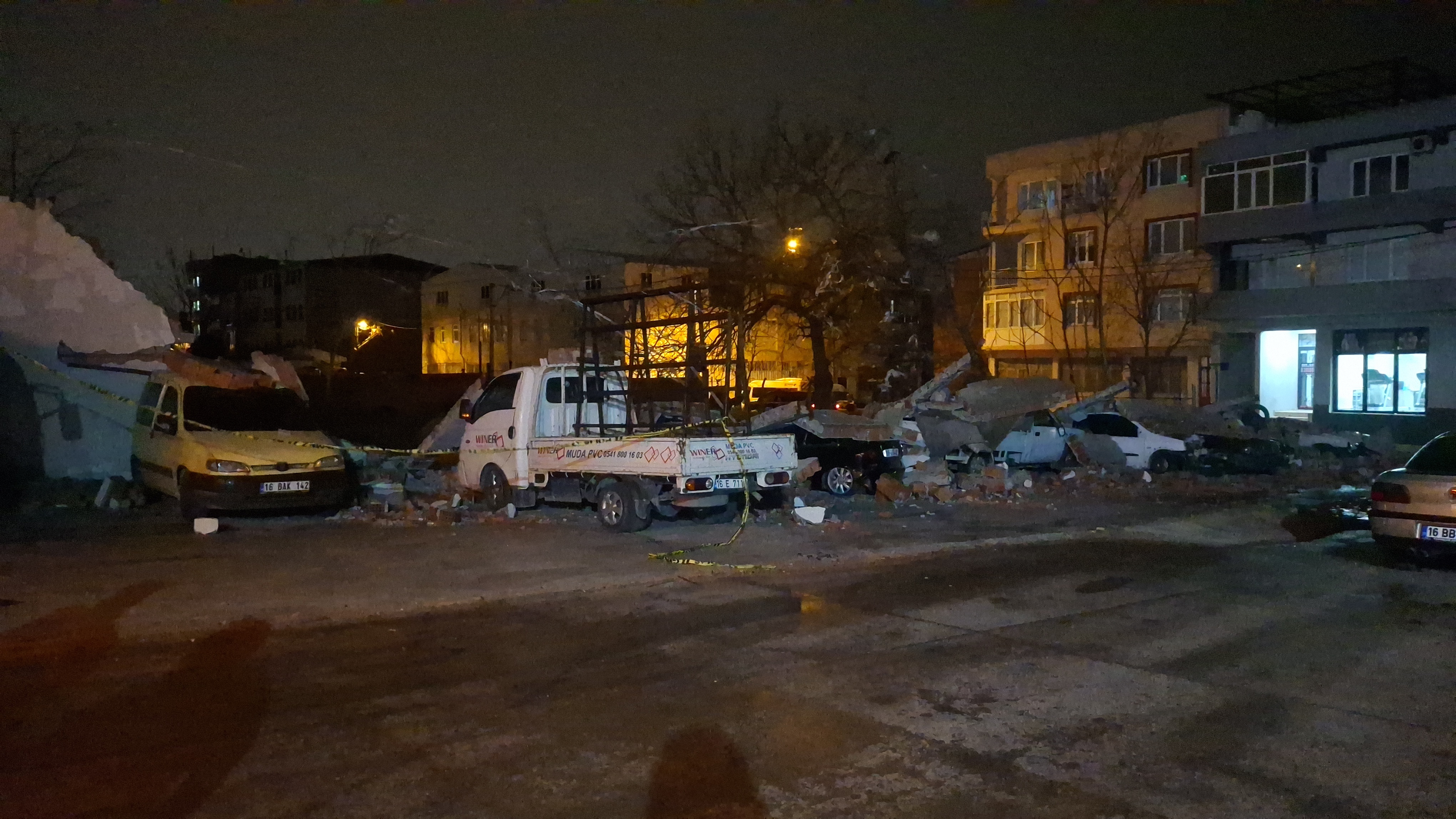 B U R S A D A T A M F I R T I N A H A Y A T I O L U M S U Z E T K I 1108891 329197