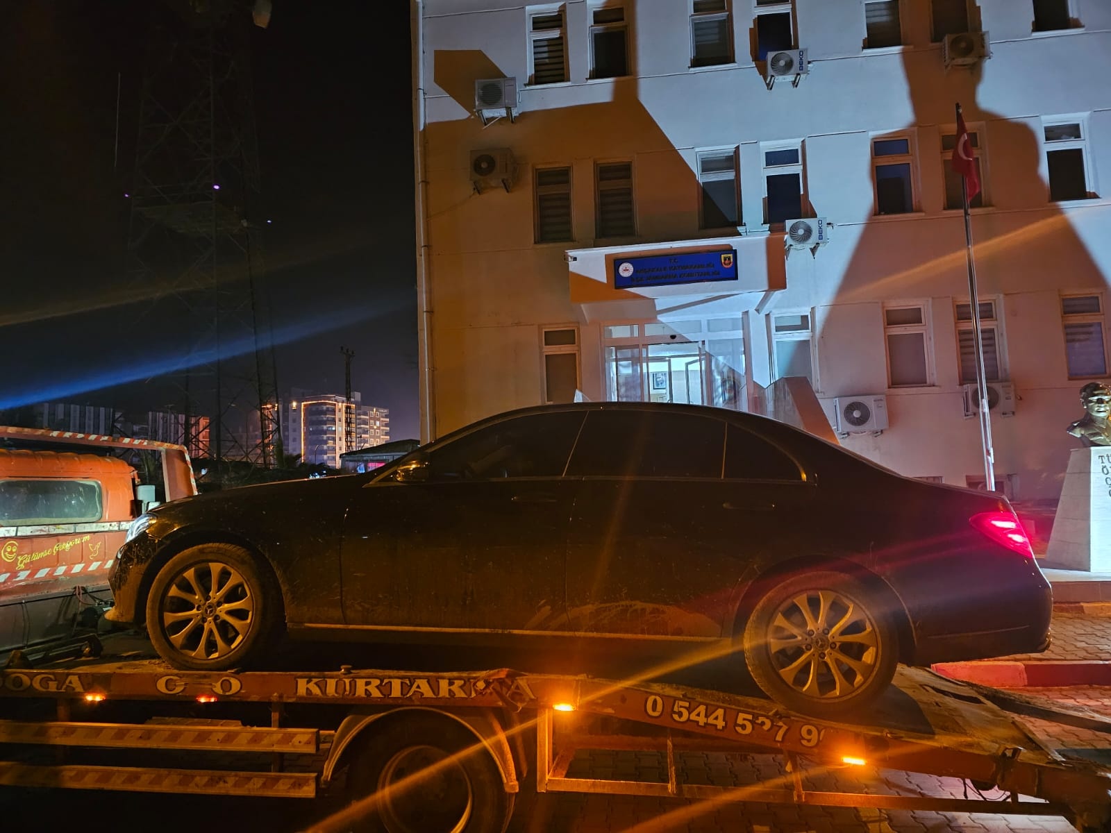 C A L I N A N O T O M O B I L A H I R D A B U L U N D U 1135224 337007