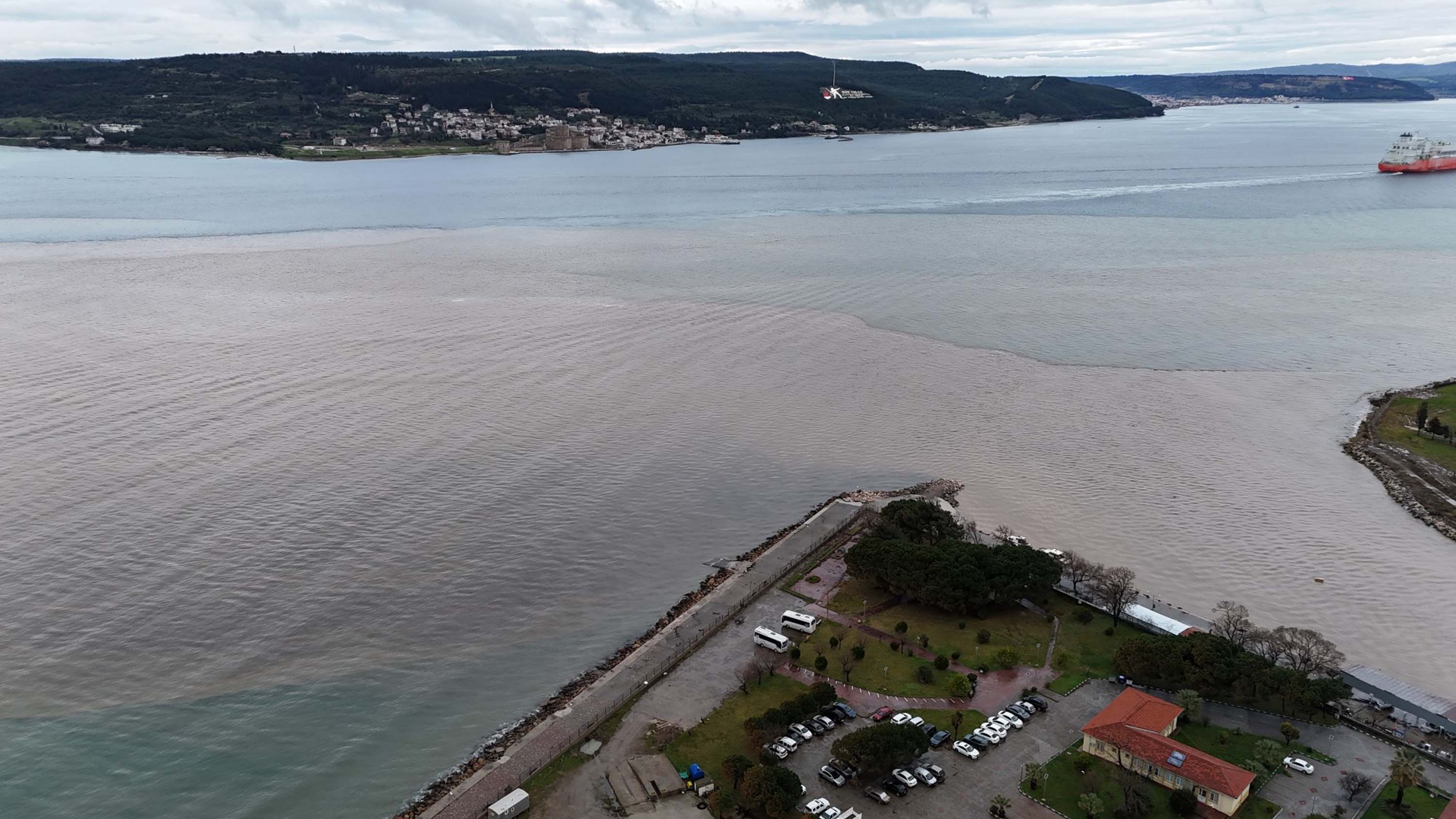 C A N A K K A L E B O G A Z I N D A D E N I Z I N R E N G I K A H V E 1141438 338932