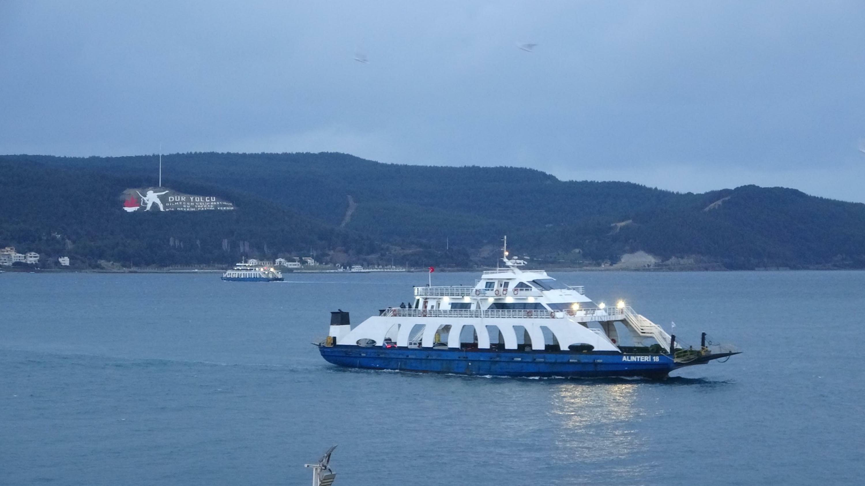 C A N A K K A L E B O G A Z I’ N D A G E M I T R A F I G I N O R M A L 1098433 326043