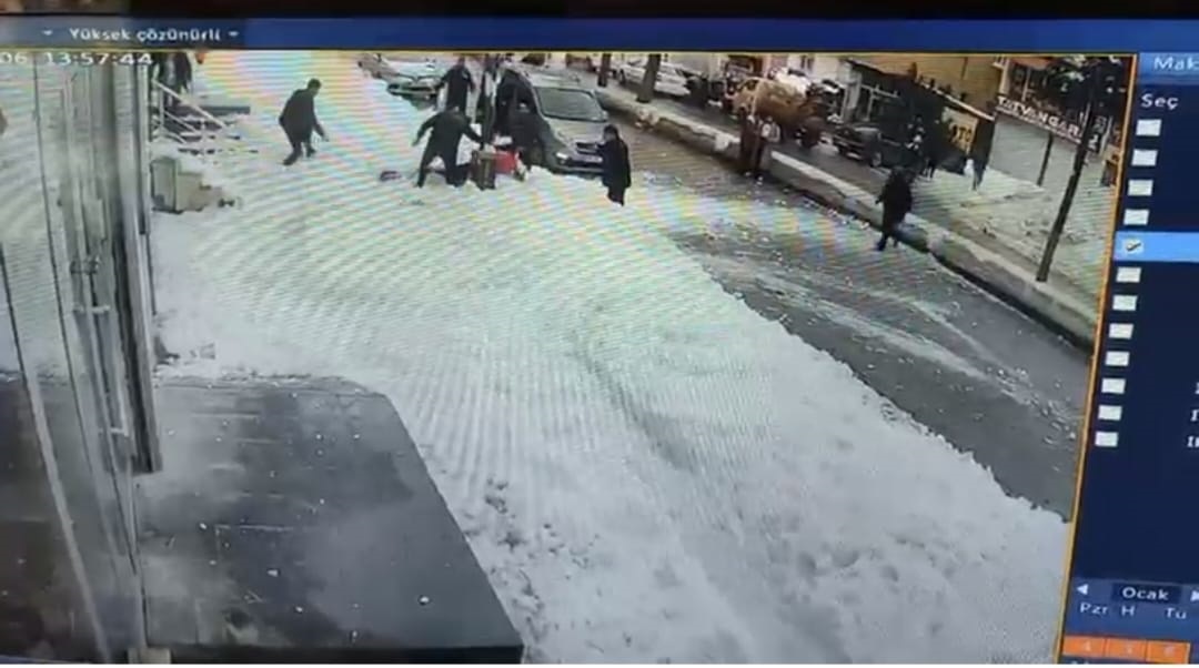 C A T I D A N U Z E R I N E K A R K U T L E S I D U S E N A Y S E 1101688 327024