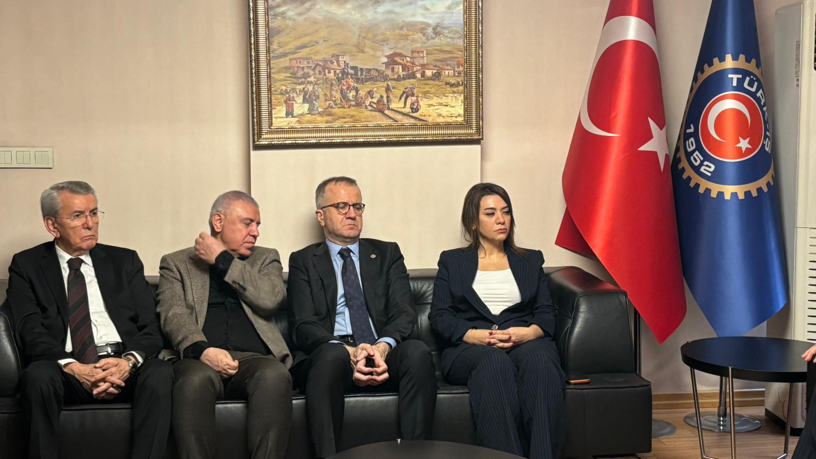 C H P D E N T U R K I S B A S K A N I A T A L A Y A Z I Y A R E T 1127468 334659